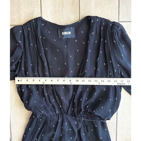 Reformation Laughlin Wrap Mini Dress Small Chiffon Star Print Cocktail Glam - Picture 8 of 10